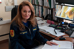 «Я ощущаю гордость за исполненный долг»: диспетчер Пожарно-спасательного центра Москвы поделилась воспоминаниями о своей службе