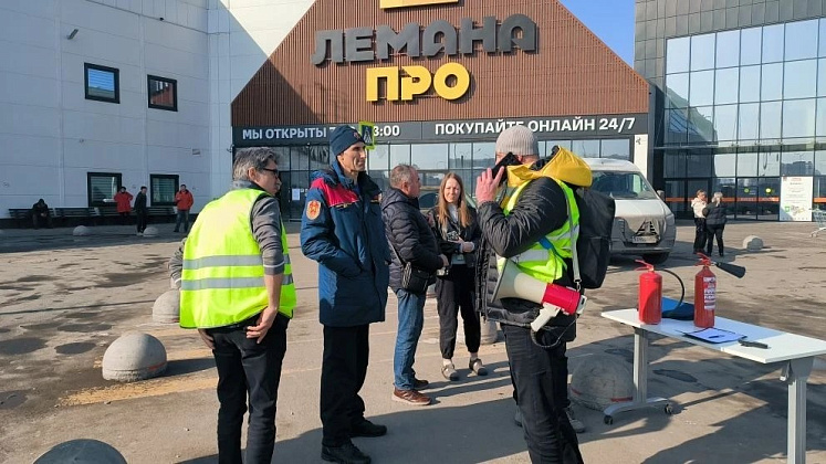 Огнеборцы Восточного округа провели тренировку по эвакуации